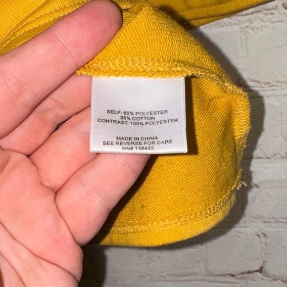 MODCLOTH Boat Neck 3/4 Sleeve Ruffle Bow Back Top, Size Medium - Picture 6 of 9